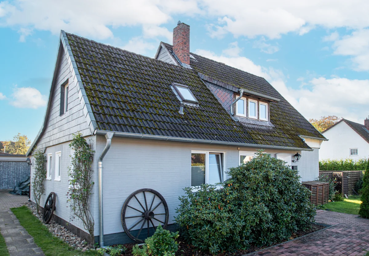 Verkauft: Einfamilienhaus mit Einliegerwohnung mit viel Platz für Familie, Freizeit & Homeoffice