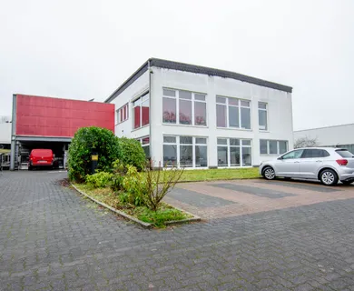 Produktionsfläche mit Büroetage in Neuenrade