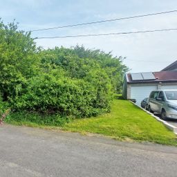 ***PREISREDUZIERUNG***Attraktives Baugrundstück in idyllischer Höhenlage von Windeck!