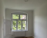 Schlafzimmer mit Duschbad