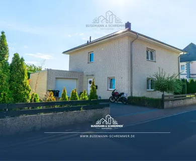 Hochwertiges Einfamilienhaus mit Sauna, Kamin & moderner Ausstattung in Seelze
