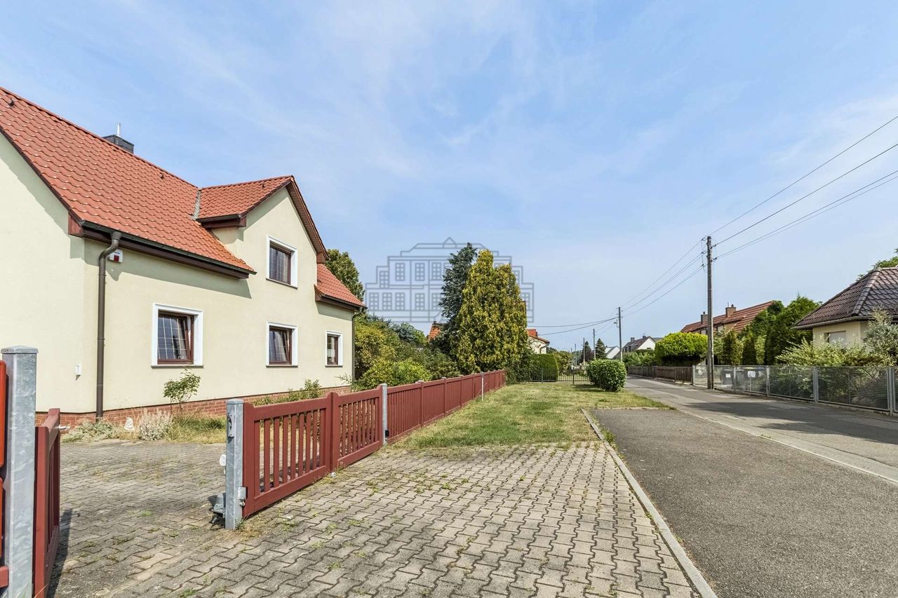 Straßenansicht