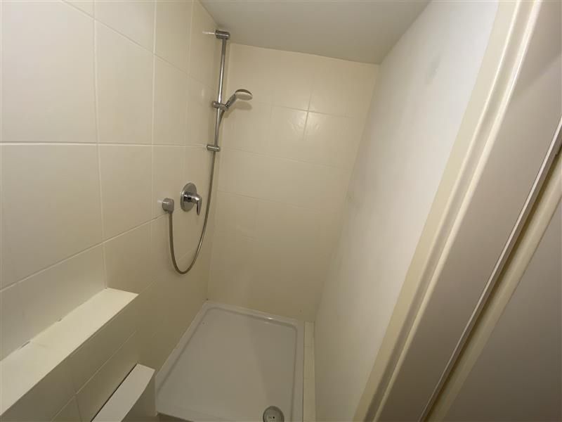 Stilvoll möbliertes 1-Zimmer – ideal für Singles - Foto 4