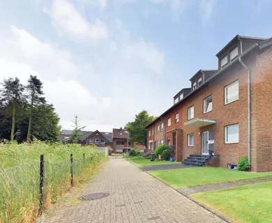 Gepflegtes Wohnambiente auf 96m²: Lichtdurchflutete 3-Zimmer-Wohnung mit Balkon & Garage
