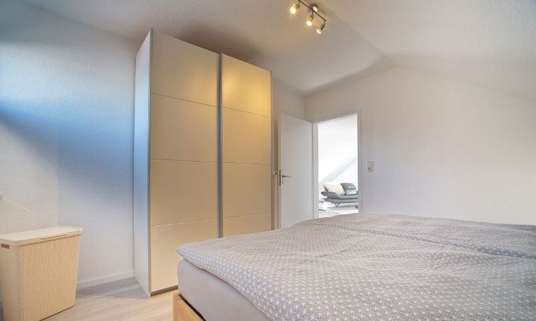 Schlafzimmeransicht3