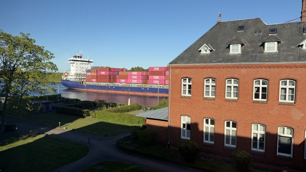 Die Wasserstraße - hier gibt es immer was zu sehen