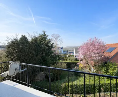 4-Zi.-ETW mit Balkon, Tageslichtbad, Gäste-WC, Stellplatz u. Dachstudio am Kuhlerkamp