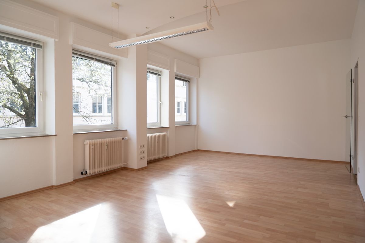 Büro 2