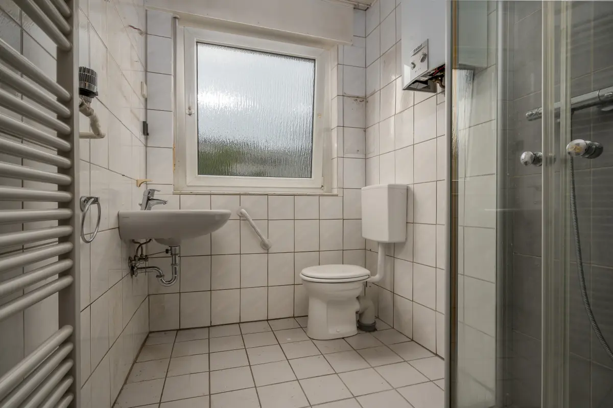 Badezimmer EG