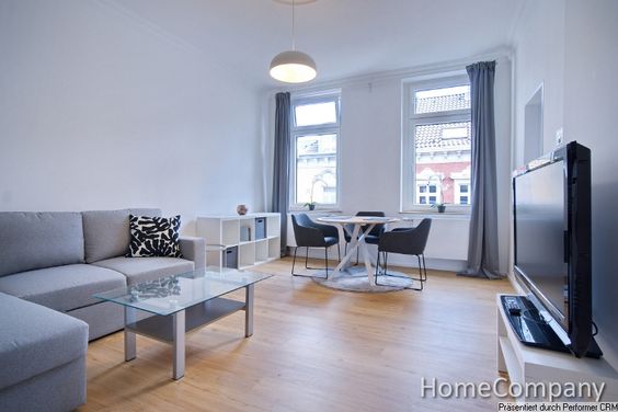 Schöne möblierte 2-Zimmer Altbauwohnung inklusive Internet