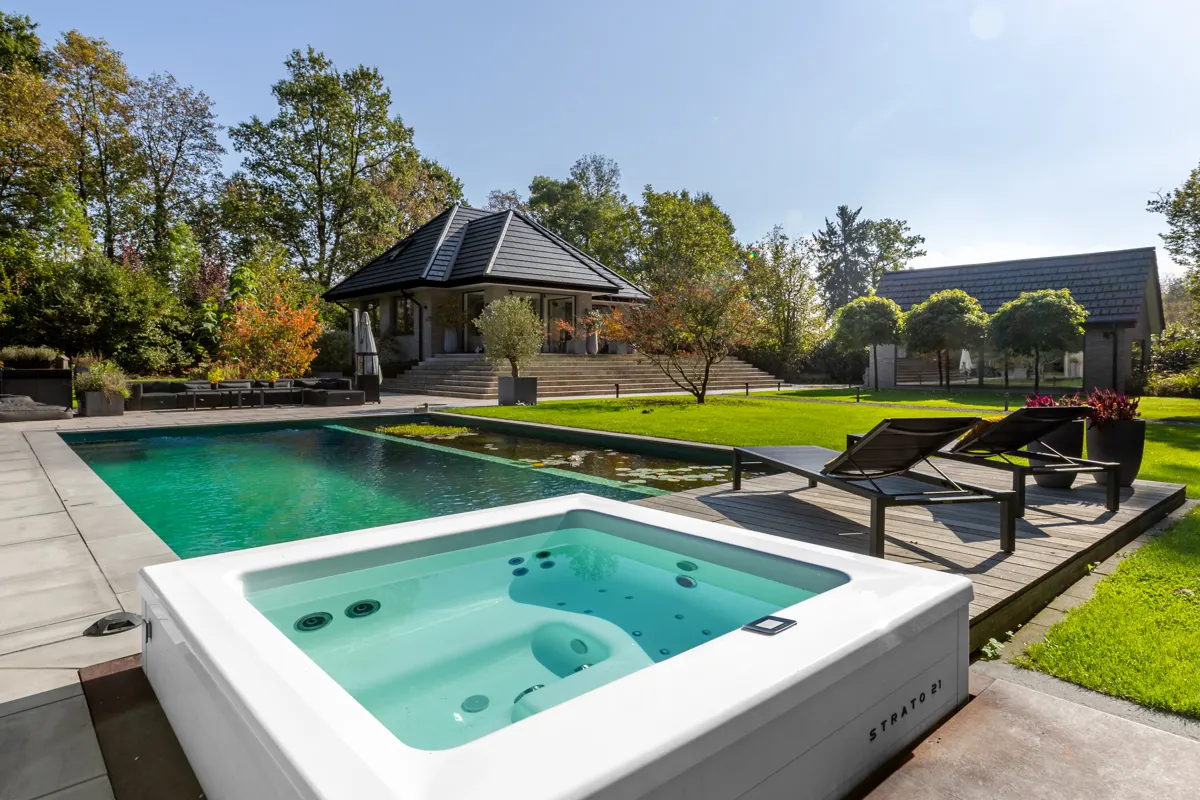 Blick auf den Pool