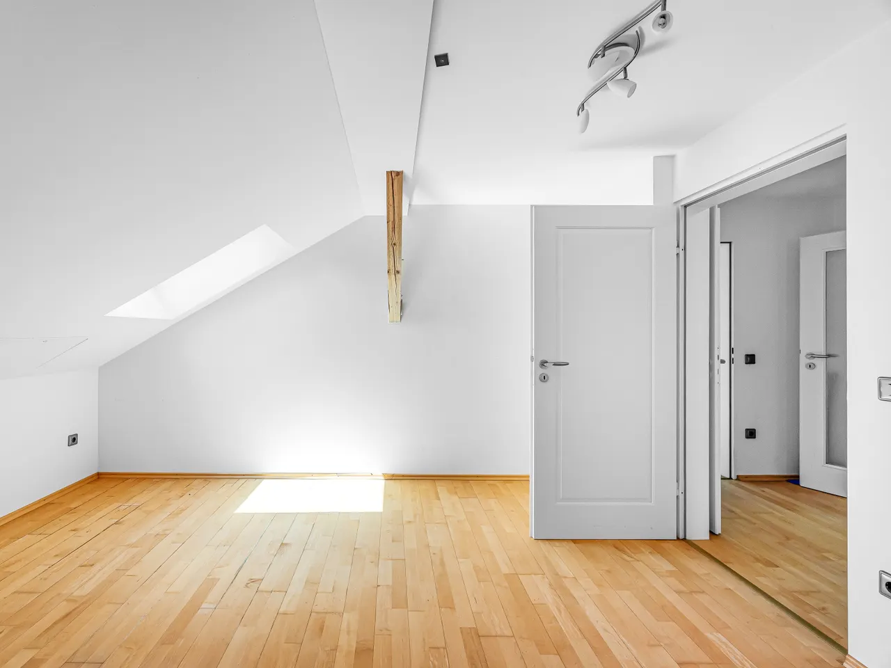 Zimmer im Dachgeschoss