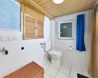 Waschküche mit WC