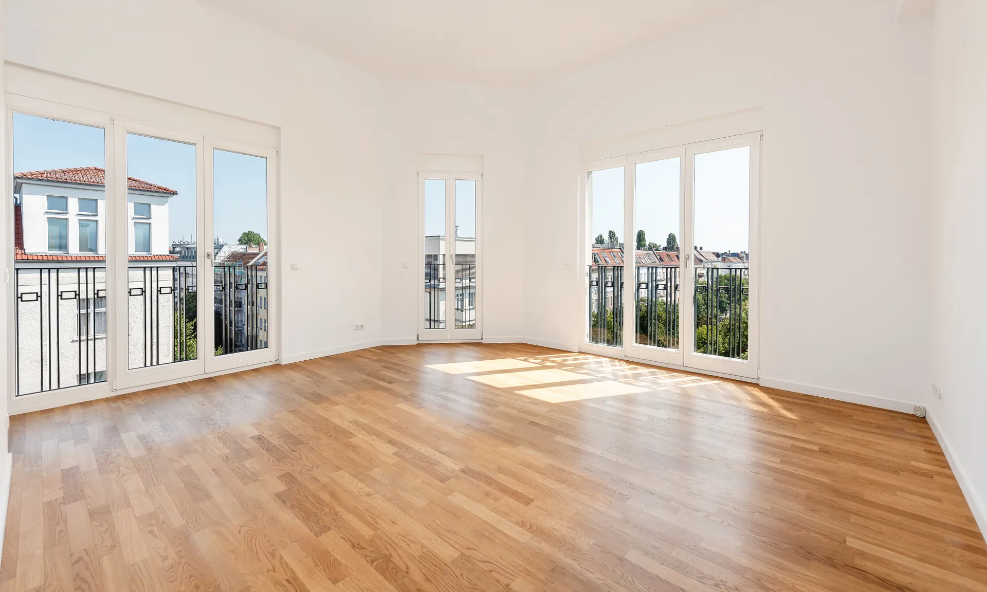 Hoch hinaus: Elegantes Penthouse mit Panorama und viel Licht