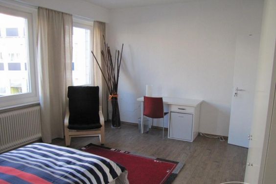 Wohlfühl- WG- Zimmer in ruhiger, zentrumsnaher Lage in Saarbrücken