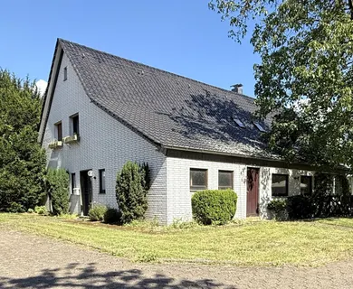 Landhaus auf 4,1 ha zu verkaufen