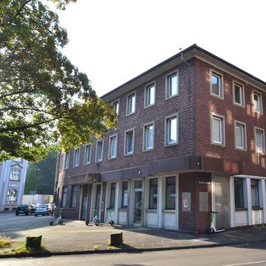 Wohn- und Geschäftshaus in zentraler Lage von Duisburg-Meiderich