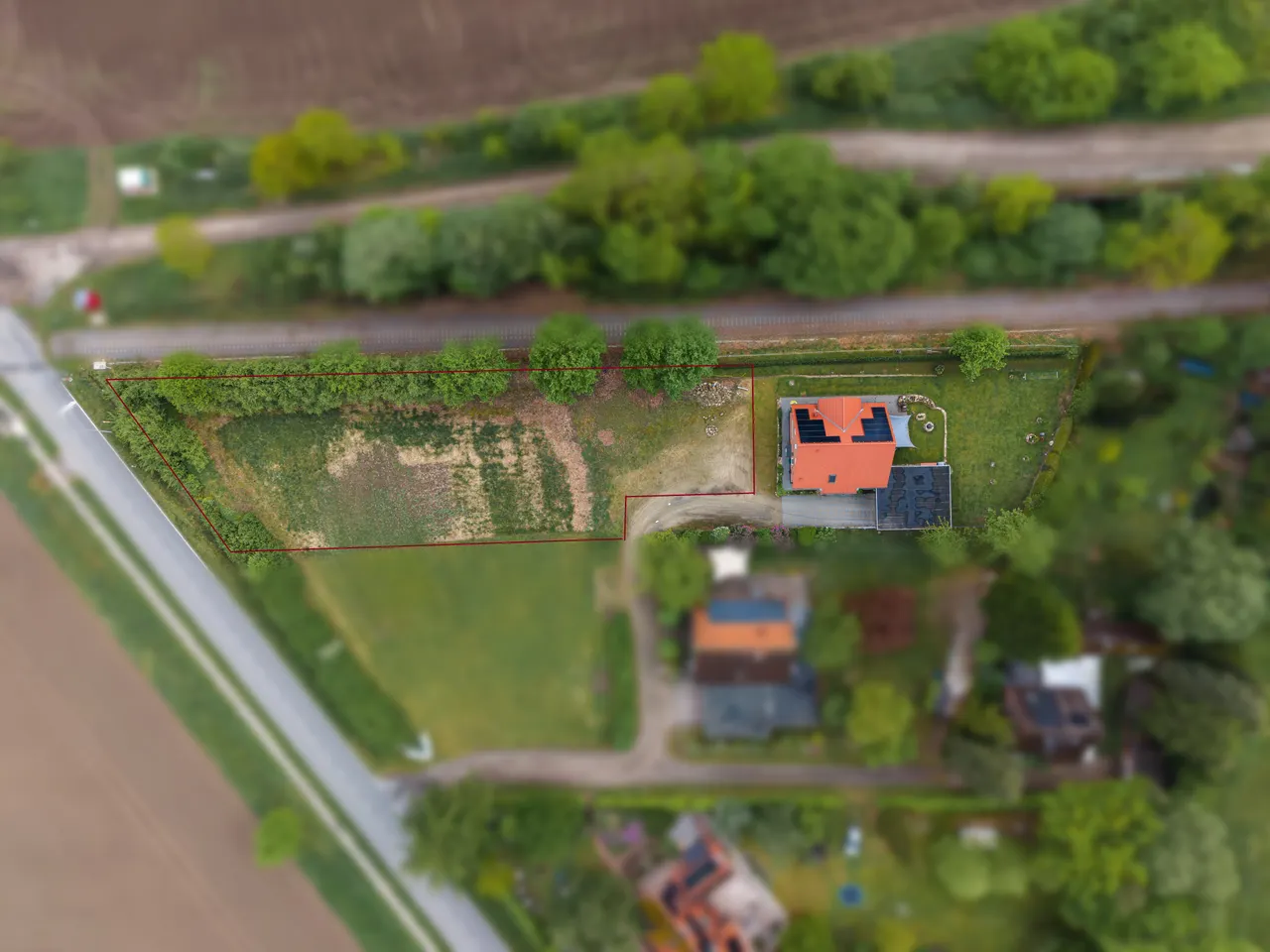Grundstücke, 1865 m²
