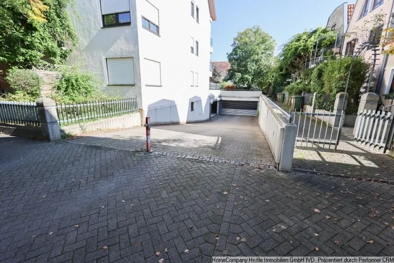 Garagenabfahrt