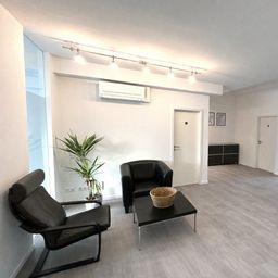 Düsseldorf-Stadtmitte! Großzügige Bürofläche! Provisionsfrei für den Mieter!