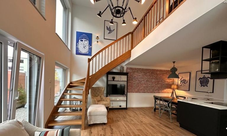 Wohn-Essbereich mit offener K&uuml;che