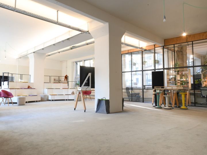 Einmaliges Gewerbeloft in ehemaliger Fabriketage !