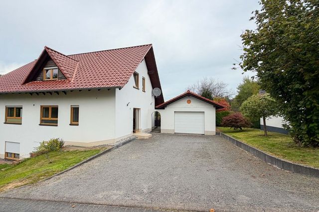 Straßenansicht