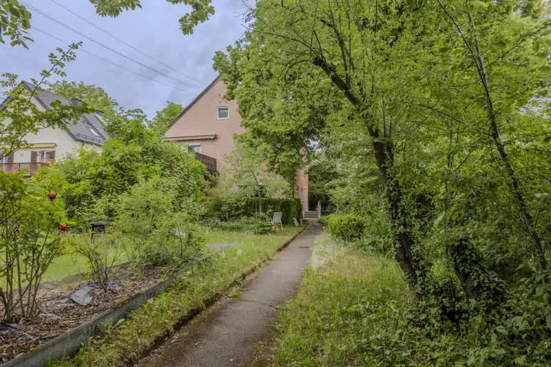 Weg zum Haus