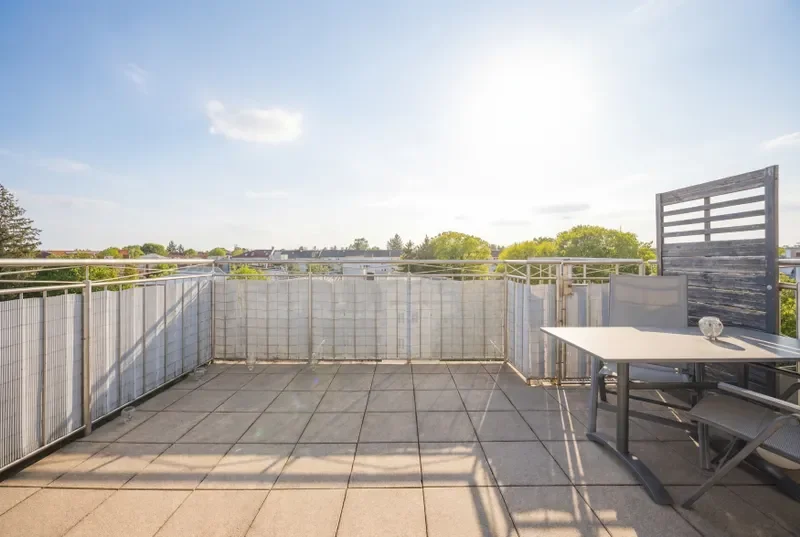Sonnige Dachterrasse