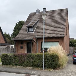 Freistehendes Einfamilienhaus auf tollem Grundstück in Moers-Kapellen