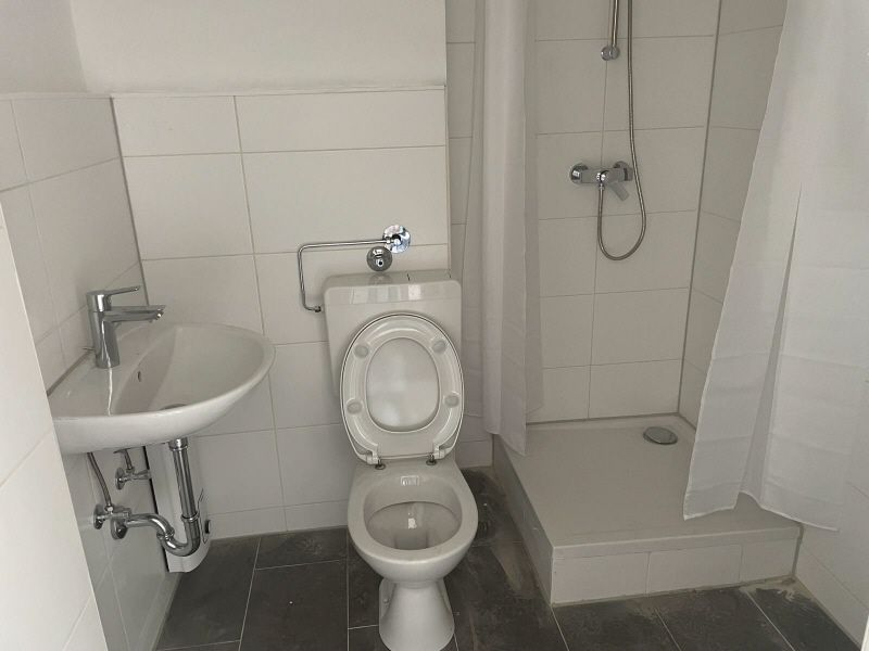 Frisch sanierte 3-Zimmer-Wohnung in zentraler Lage von Moers-Repelen - Photo 2