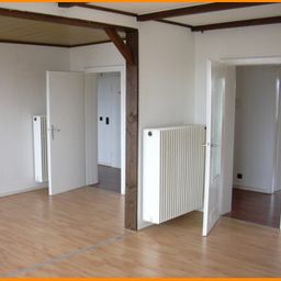 „Von hier aus sind SIE überall dabei !!“