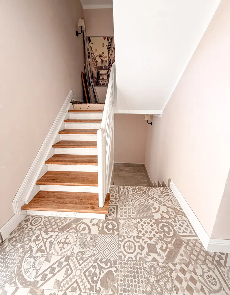 Treppe zum 1 OG