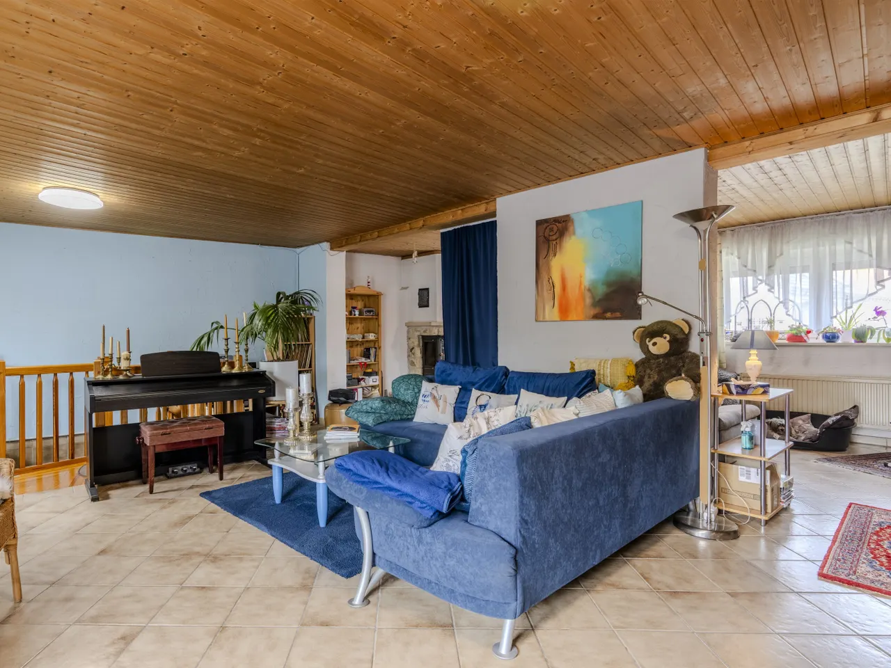 Großer Wohnbereich im 1. Obergeschoss