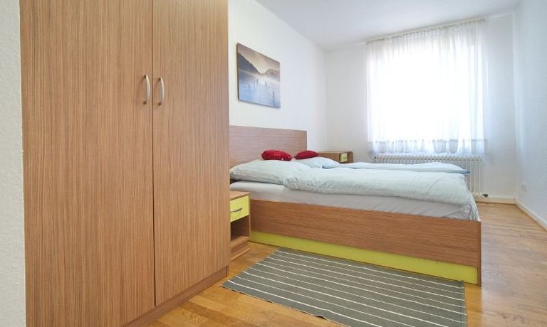 Sleeping room3