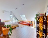 Schlafzimmer DG
