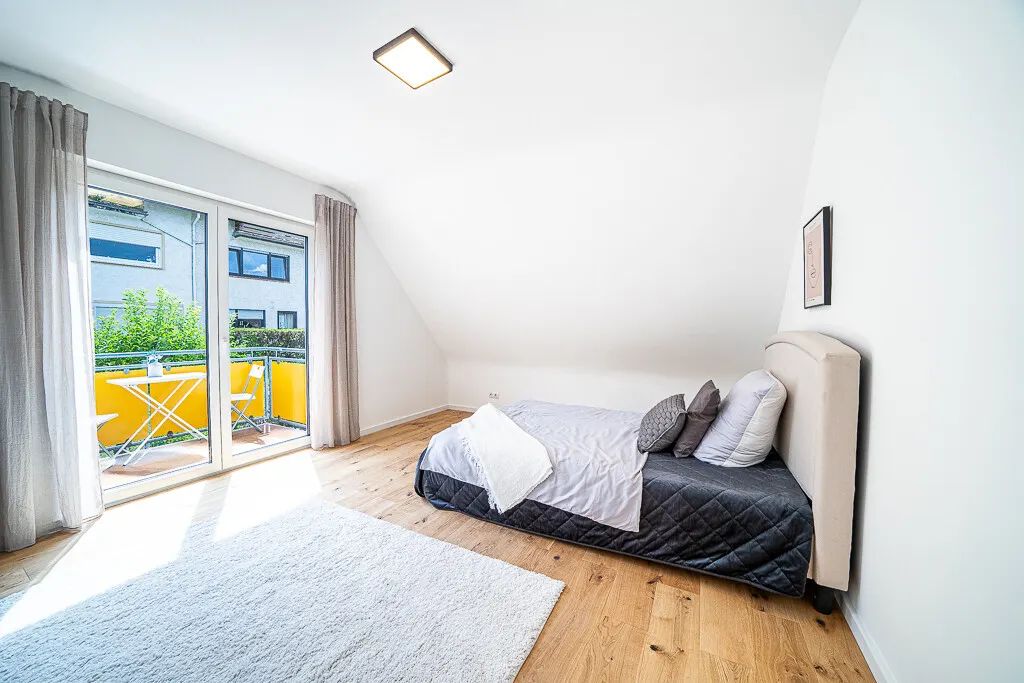Sanierte 3-Zimmer-Dachgeschosswohnung (vermietet) mit zwei Balkonen in Boppard