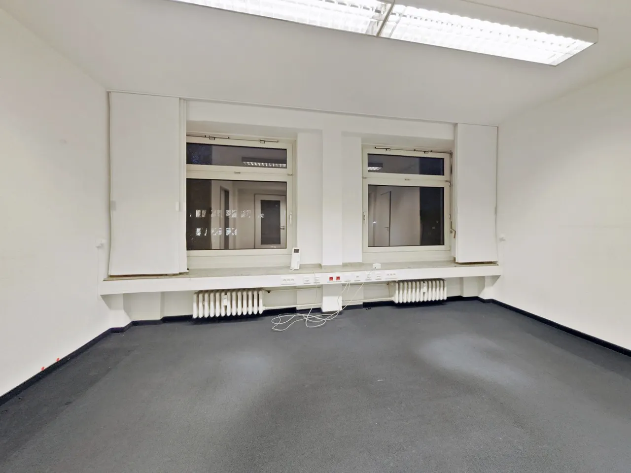 Doppelbüro