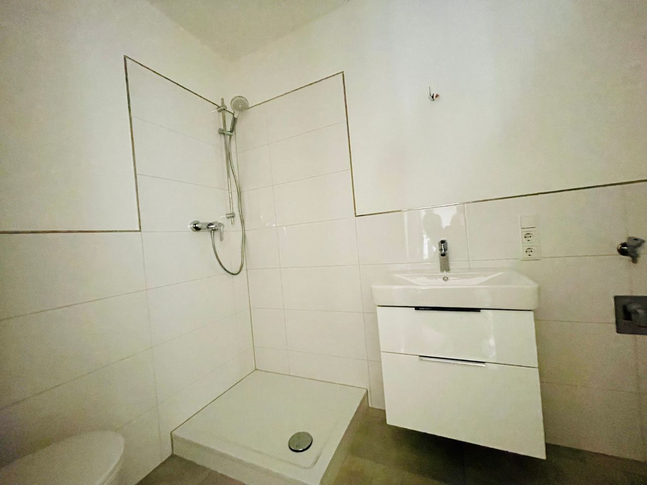 MA-Feudenheim – 1 ZKB-Dachgeschoss Wohnung mit Speicherzimmer - Foto 3