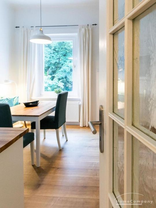 K&uuml;che mit Essbereich