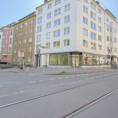 Ladenlokal mit ca. 25m Schaufensterfront in Düsseldorf-Bilk