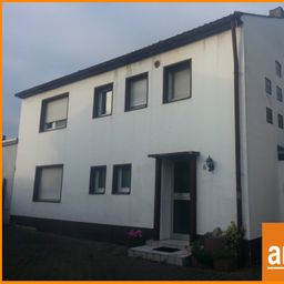 Viel Platz zum Wohnen für wenig Geld mit großem Grundstück.