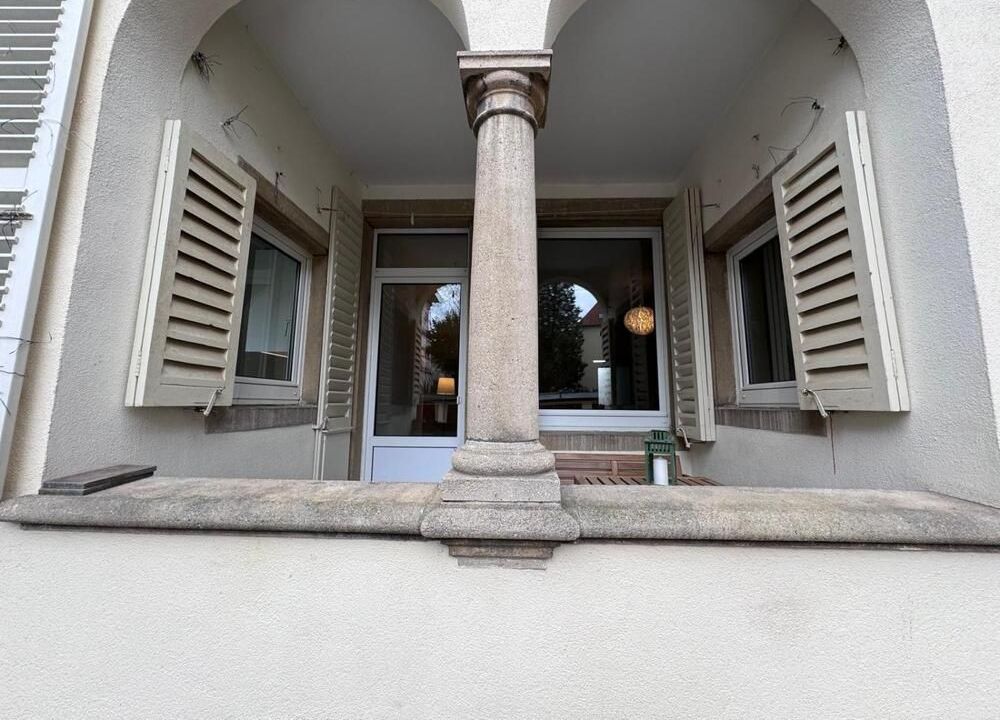 Balkon-Au&szlig;enansicht