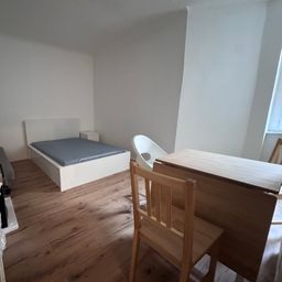 Möbliertes Studentenstudio im Herzen von Friedrichshain!