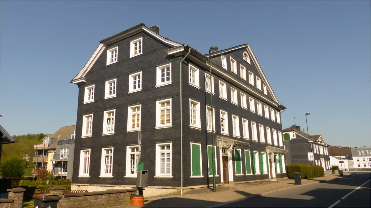 Ansicht Straßenseite 2