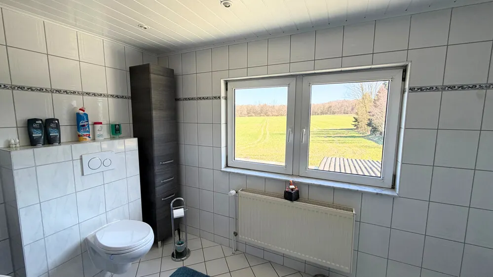 Badezimmer DG.