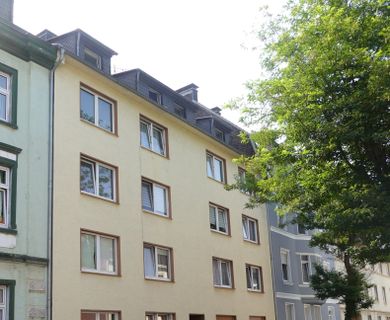 Ca. 670 m² großes Mehrfamilienhaus, teilweise mit Balkonen und Blick auf die Ennepe
