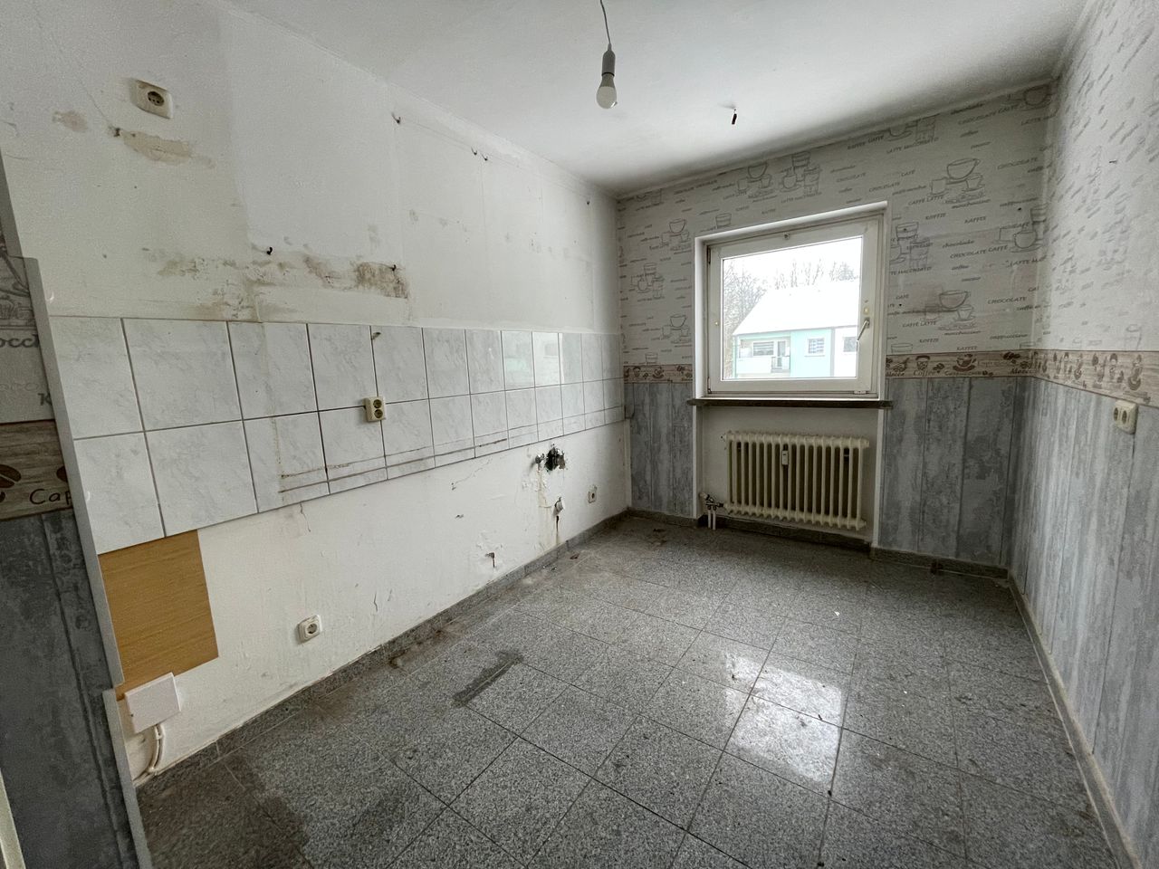 Ihr neues Zuhause: Stilvolle 4-Zimmer-Wohnung zum Wohlfühlen - Photo 1