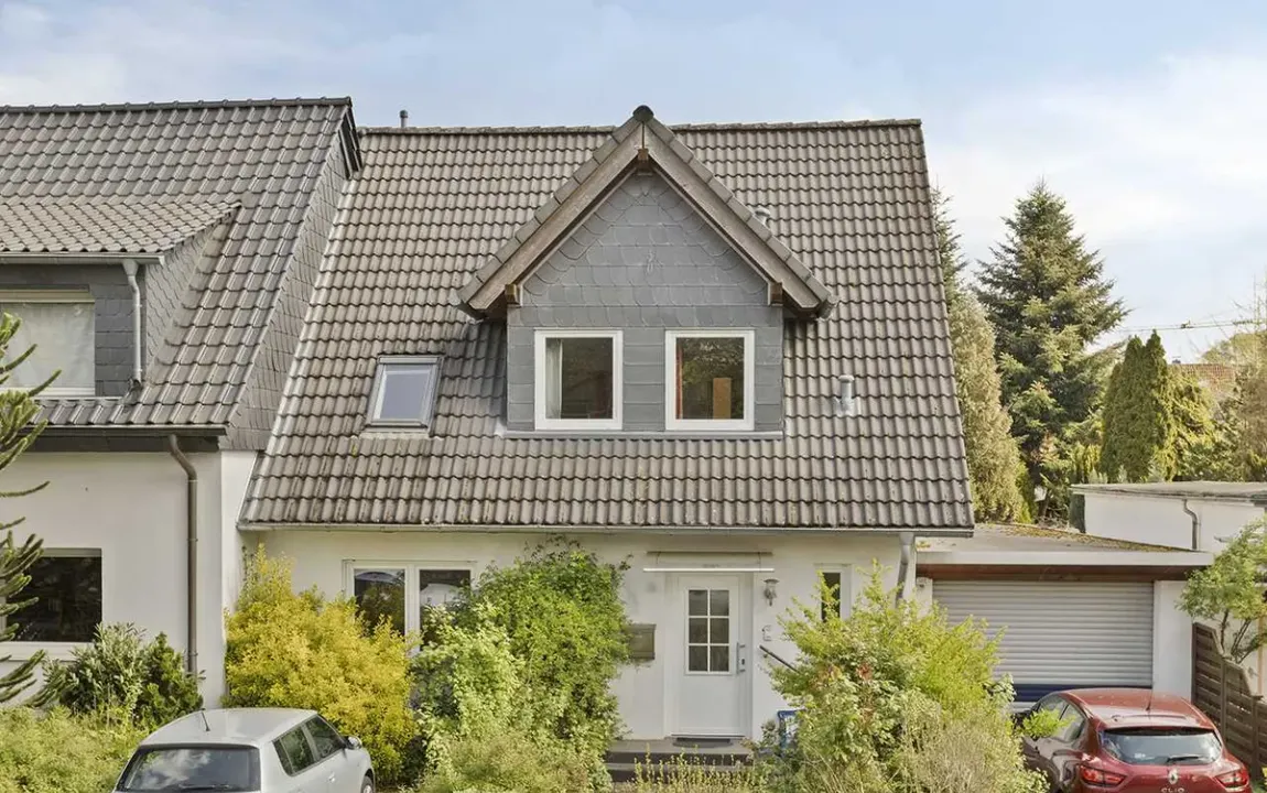 Toplage in Ratingen-Ost! Modernes Einfamilienhaus mit Garage