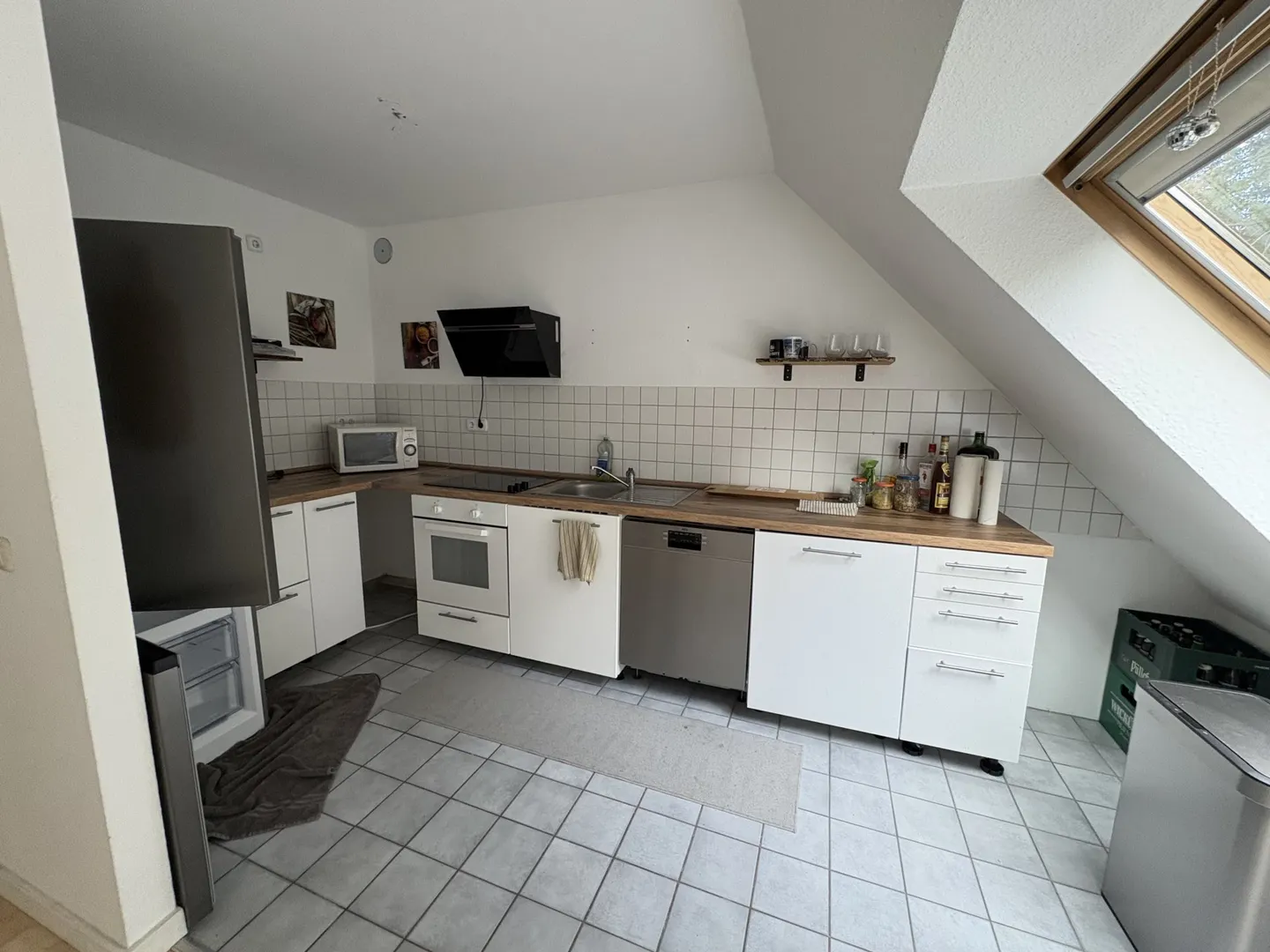 Ideal für junge Paare: große Maisonette-Wohnung mit Sonnenbalkon in Neuss Uedesheim. - Photo 3